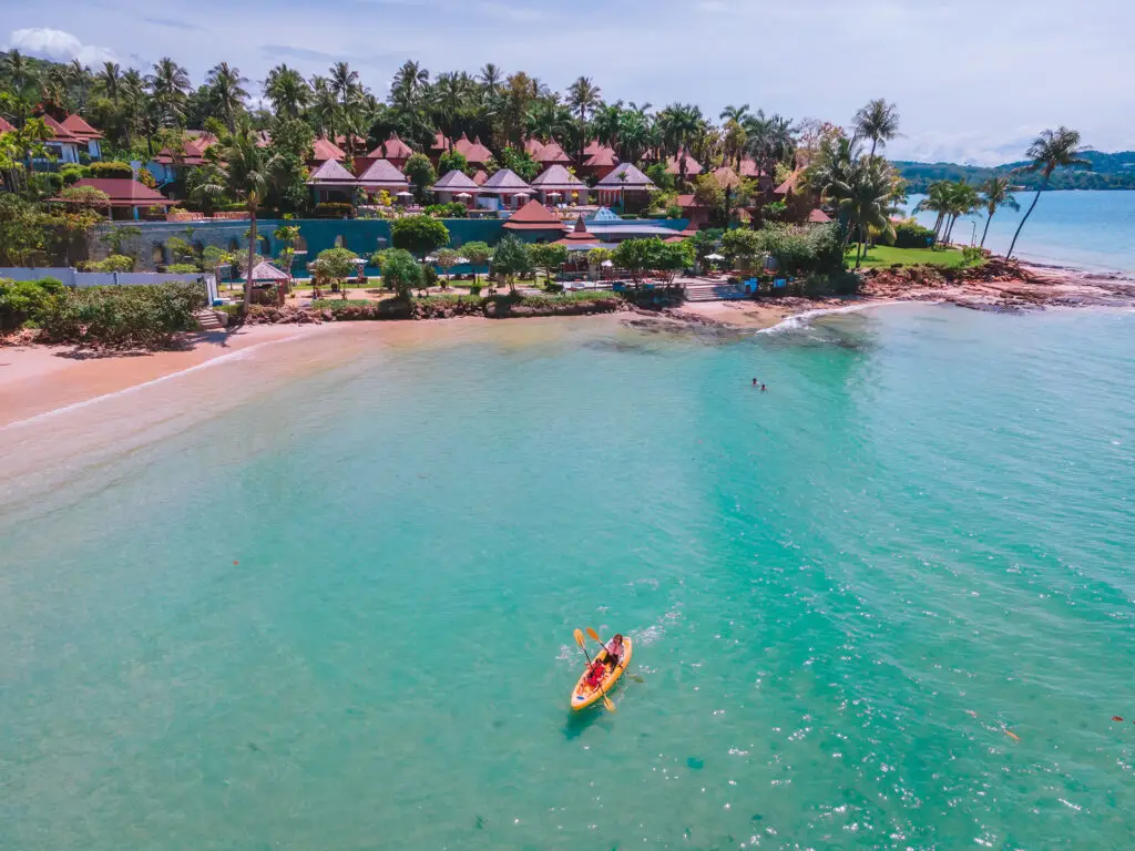 KAYAK BEACH